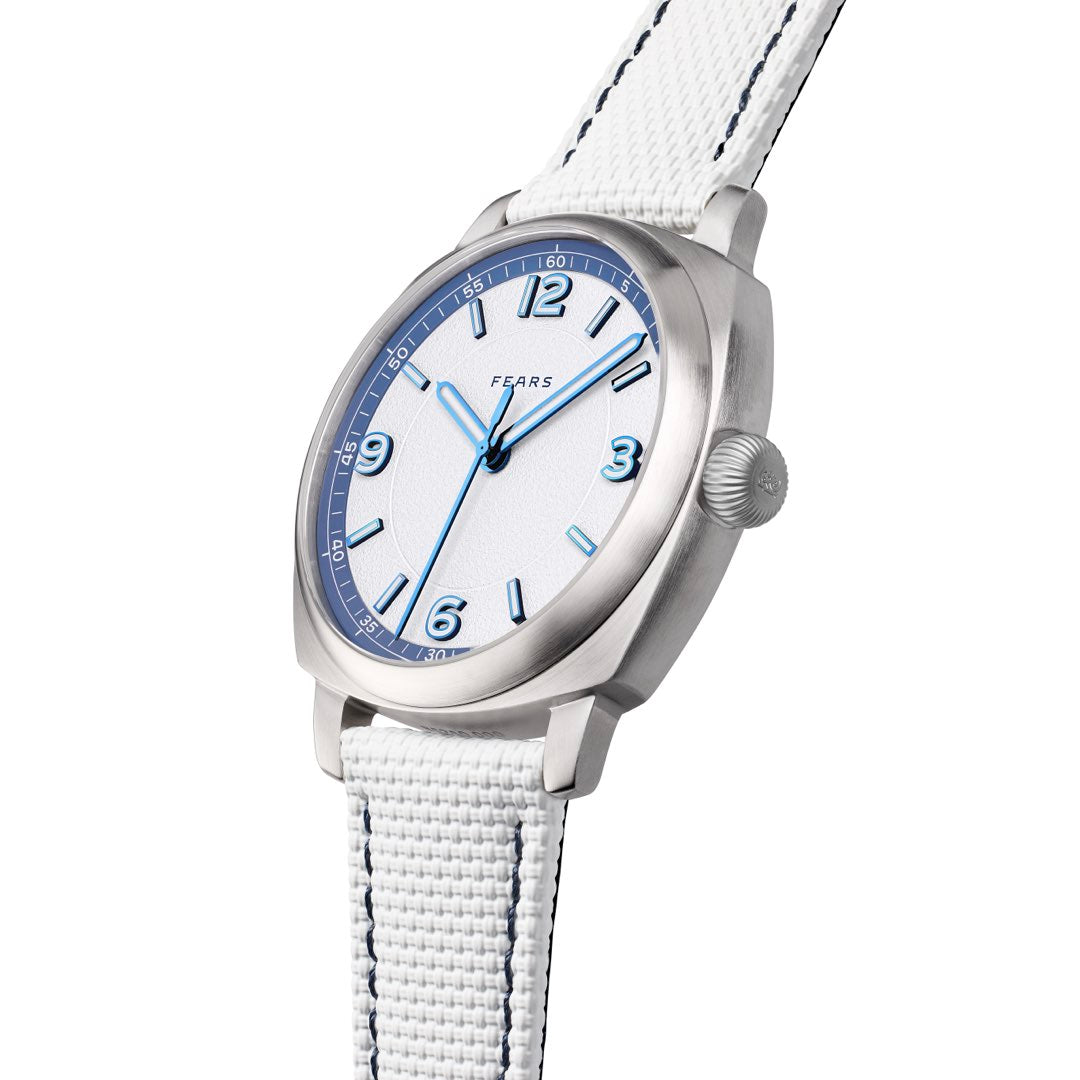 Brunswick 40 Helmsman ES (Pre-order)