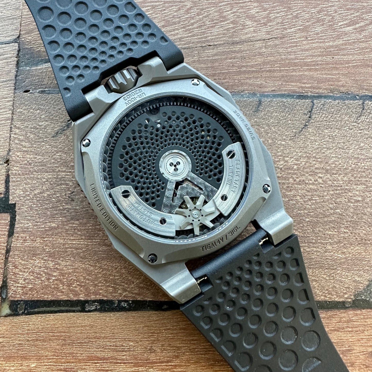 URWERK UR-100V P.02 - SpaceTime with GunMetal Finish (Pre-Owned)