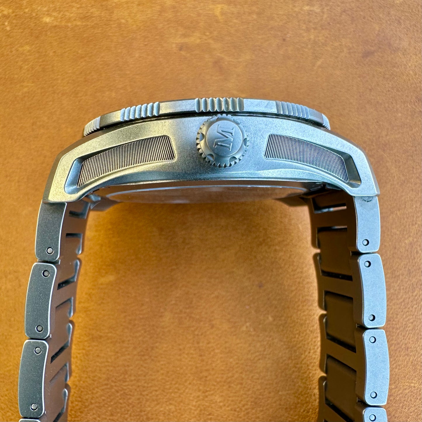 H. Moser Pioneer Centre Seconds Funky Blue Limited Edition for Govberg 3200-0500 (Pre-owned)