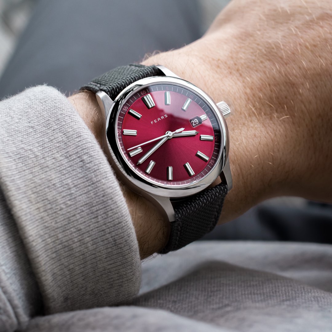 Fears Redcliff 39.5 Date Cherry Red