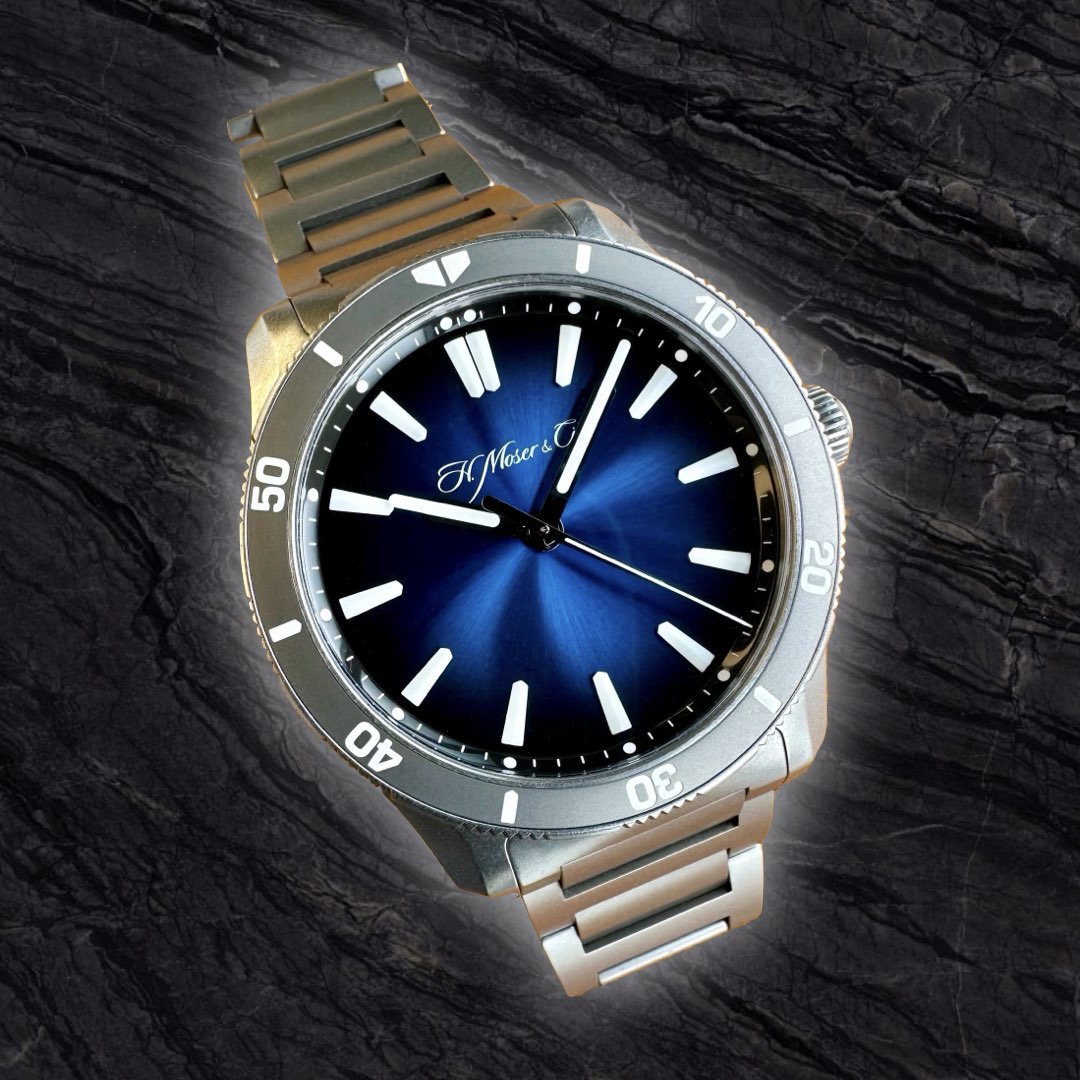 H. Moser Pioneer Centre Seconds Funky Blue Limited Edition for Govberg 3200-0500 (Pre-owned)