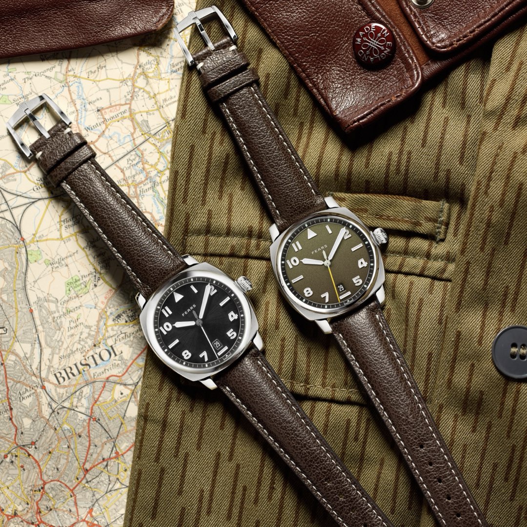 ホクタン retro classics TRAVEL M ロイヤルエールフォルス Fears Brunswick 40 Filton – Squadron Green (In Stock - Ships Now