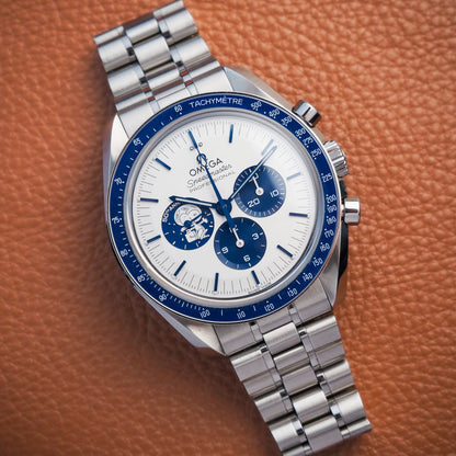 Omega Speedmaster Silver Snoopy Award 50th Anniversary 310.32.42.50.02.001