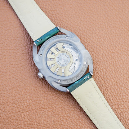 Holthinrichs Signature Ornament Pale Gold (Pre-owned)