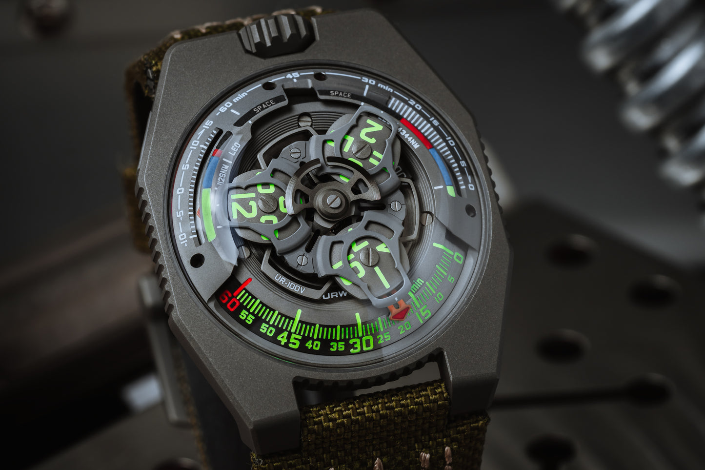 URWERK UR-100V P.02 for Collective (Sold Out)